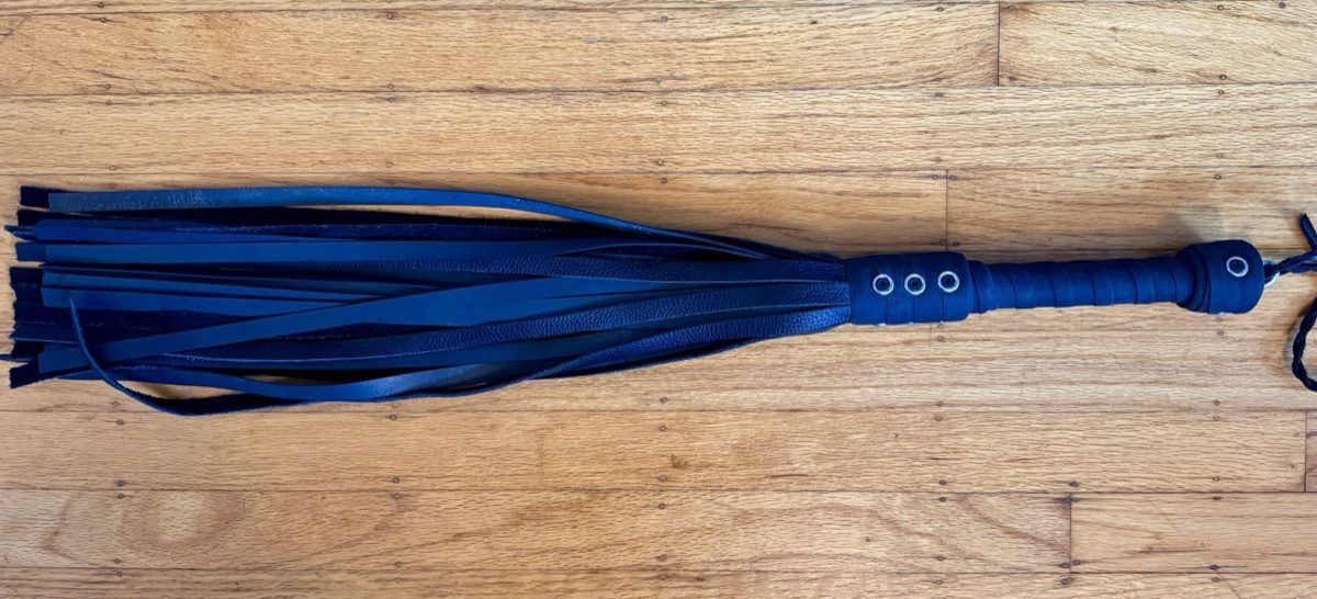 Bare Leatherworks ThudStinger (Cowhide outer falls, rubber inner falls) Full-Sized flogger